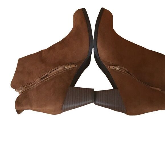 JustFab “Analia” Double Zipper Booties; Chestnut Brown Faux Suede, Size 11M - Picture 4 of 8